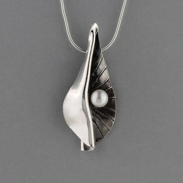 Aspen (White Pearl) - Necklace