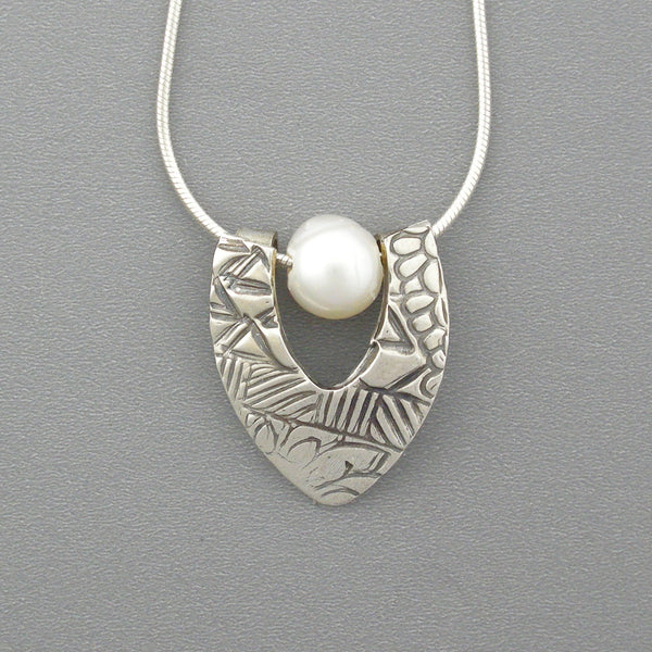 Moon Rise - Necklace
